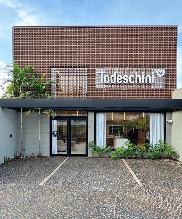 Todeschini inaugura primeira franquia de móveis planejados de alto padrão em Rio Verde